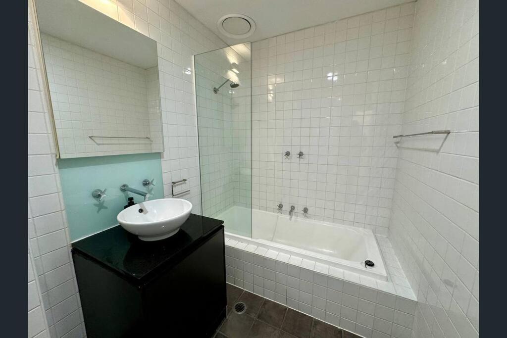 2 Bdr On Collins St, Apartment Melbourne